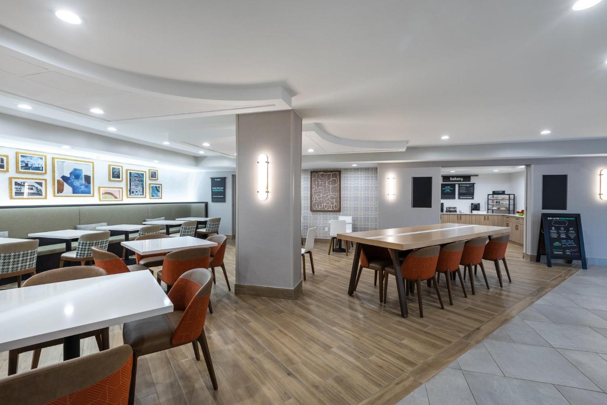 Holiday Inn Anderson, an IHG Hotel Buitenkant foto